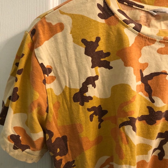 camp crop top - Picture 2 of 3